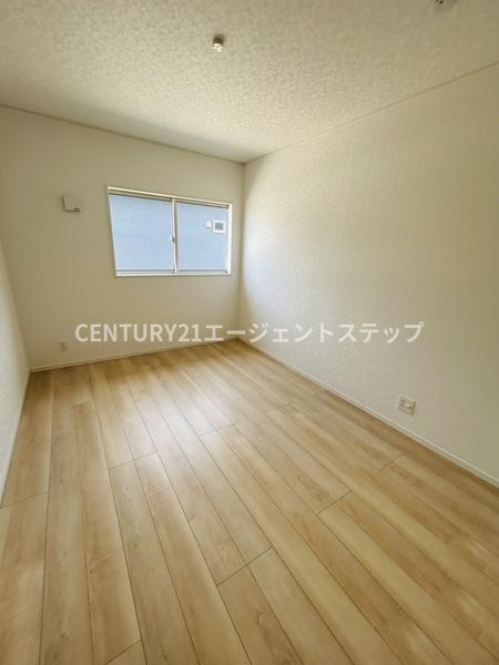 　洋室　洋室ならではの明るさ
