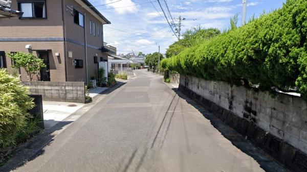 　前面道路含む現地写真　