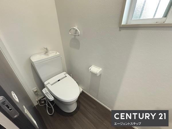 　トイレ　明るいトイレです
