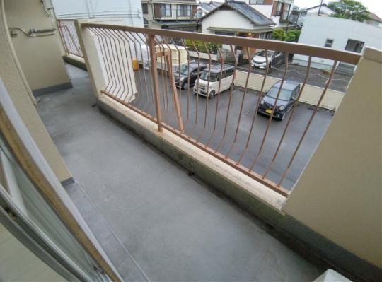 　バルコニー　