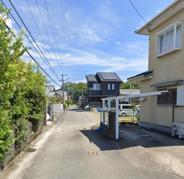 　前面道路含む現地写真　