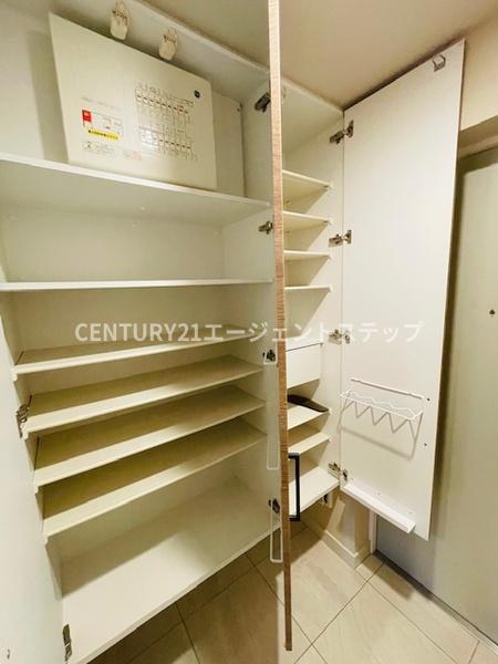 ザ・レジデンス大淀河畔　玄関　