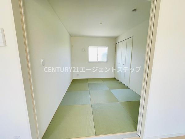 　和室　和室の明るさが魅力です