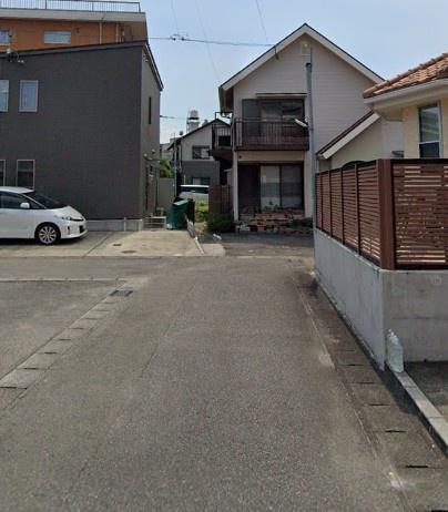 　前面道路含む現地写真　