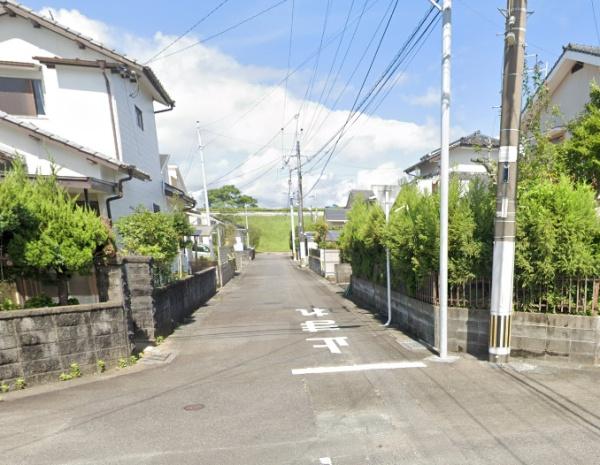 　前面道路含む現地写真　