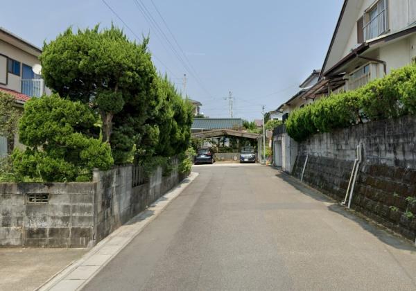 　前面道路含む現地写真　