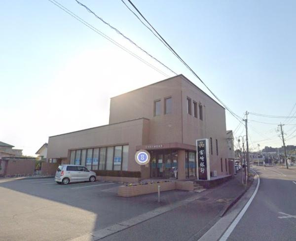 　宮崎銀行新富支店（銀行）／2476m　