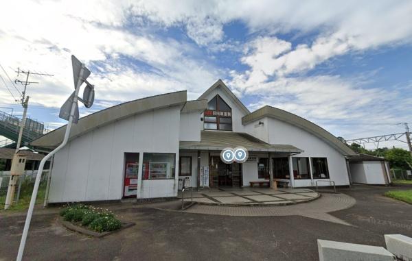 　日向新富駅(JR九州 日豊本線)（駅）／3138m　