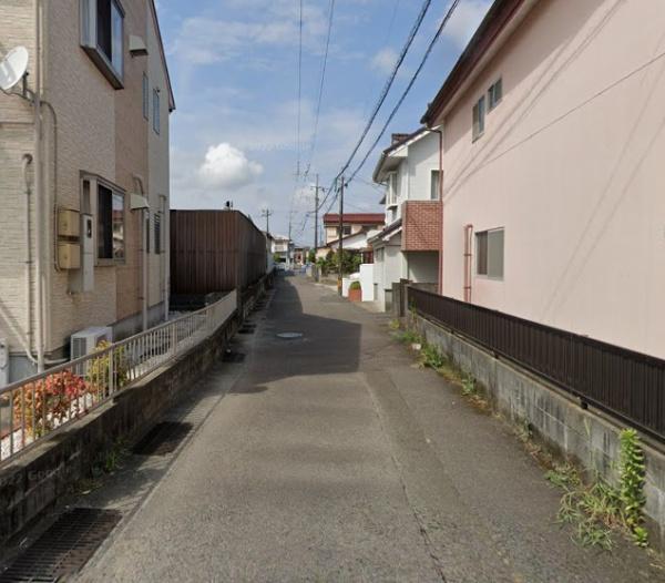 　前面道路含む現地写真　