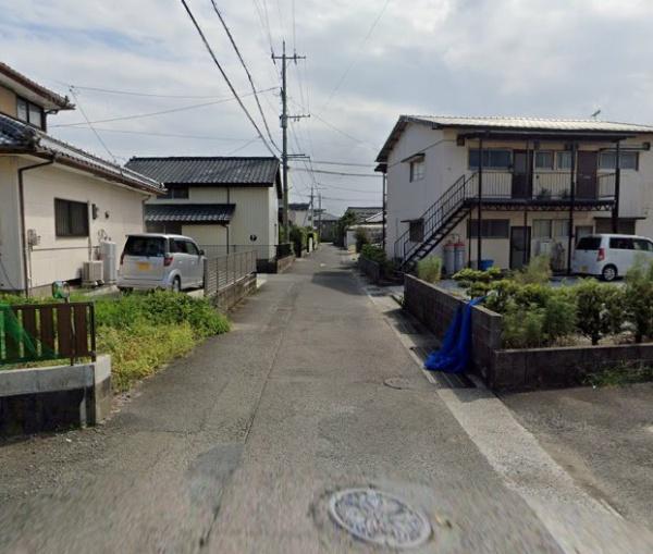 　前面道路含む現地写真　