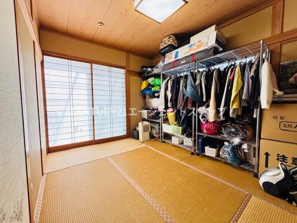 　和室　和室ならではの落ち着きある空間です
