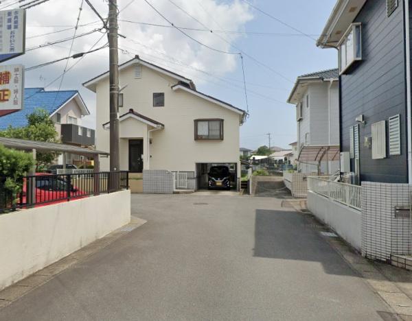 　前面道路含む現地写真　