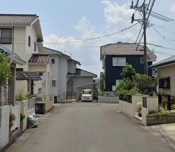 　前面道路含む現地写真　