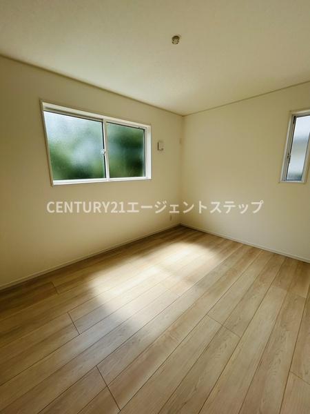 　洋室　明るさが魅力の洋室です