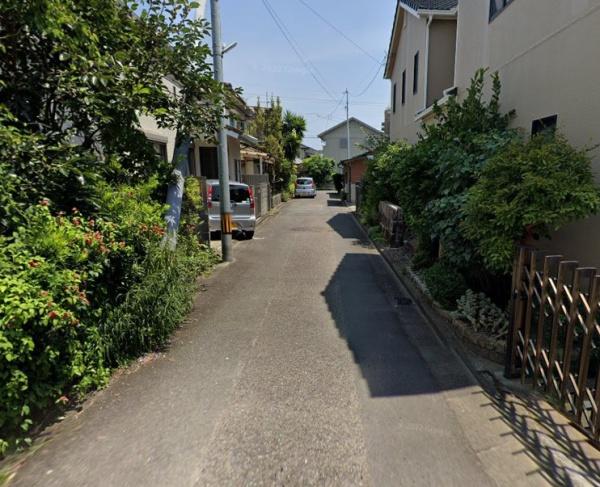 　前面道路含む現地写真　