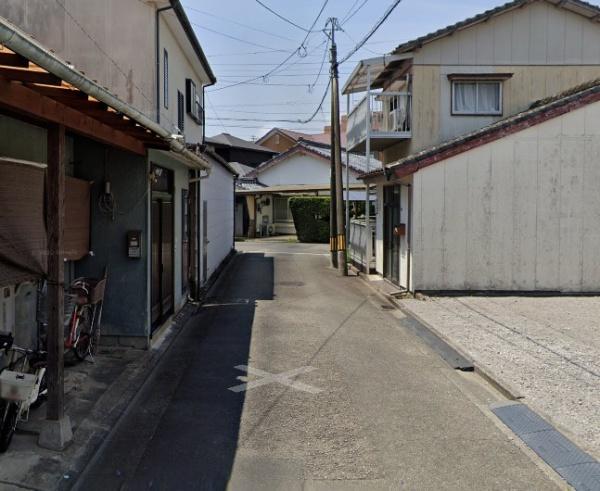 　前面道路含む現地写真　