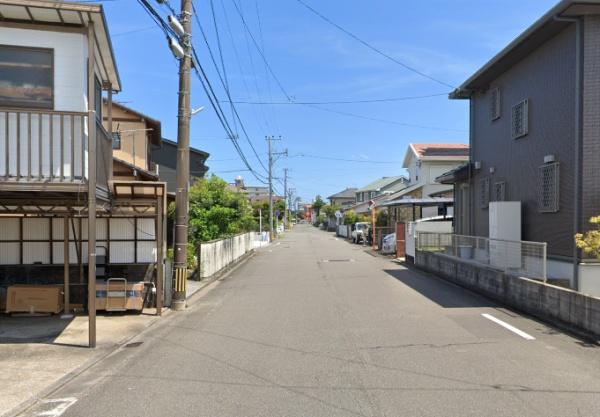 　前面道路含む現地写真　