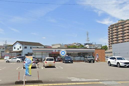 　セブンイレブン宮崎大塚池ノ内店（コンビニ）／467m　