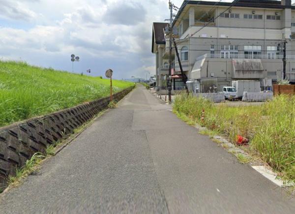 　前面道路含む現地写真　前面道路含む現地写真です