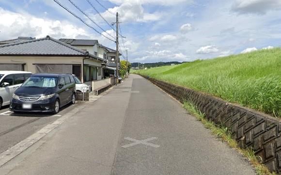 　前面道路含む現地写真　前面道路が広い現地写真です