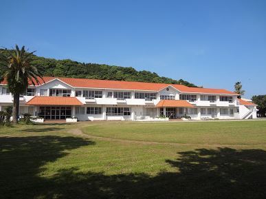 　宮崎市立内海小学校（小学校）／308m　