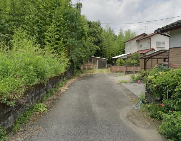 　前面道路含む現地写真　