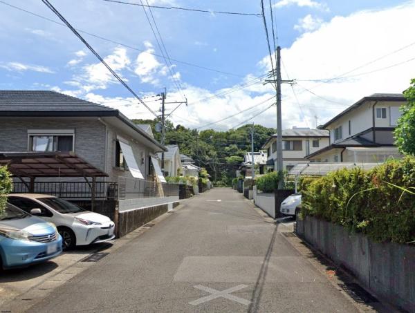 　前面道路含む現地写真　