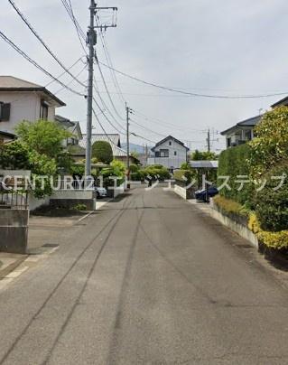 　前面道路含む現地写真　