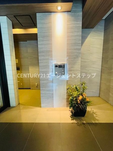 サンパーク南宮崎駅前Ⅱレジデンス　エントランス　落ち着きあるエントランスです