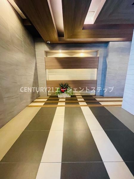 サンパーク南宮崎駅前Ⅱレジデンス　エントランス　エントランスがスタイリッシュです