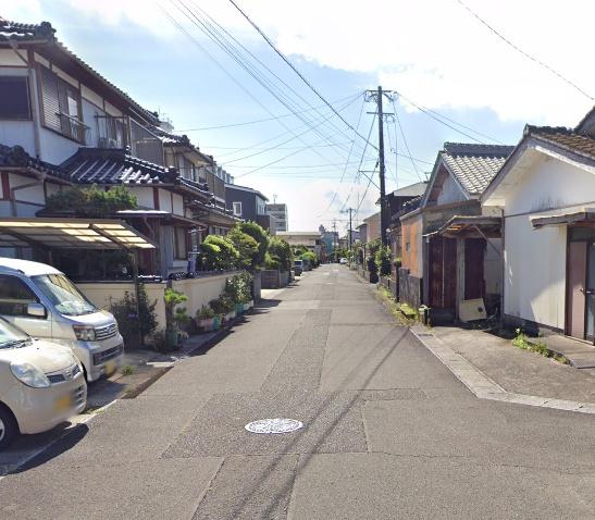 　前面道路含む現地写真　