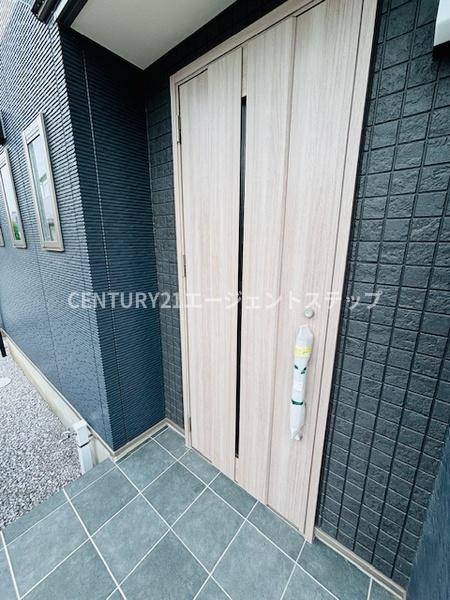 　収納　玄関の雰囲気が印象的です