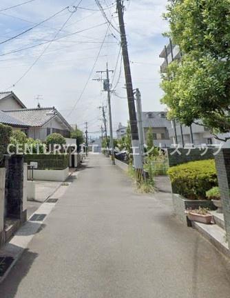 　前面道路含む現地写真　