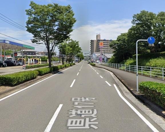 　前面道路含む現地写真　