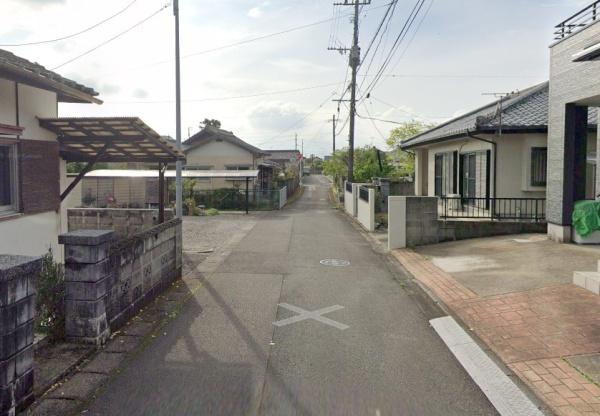 　前面道路含む現地写真　