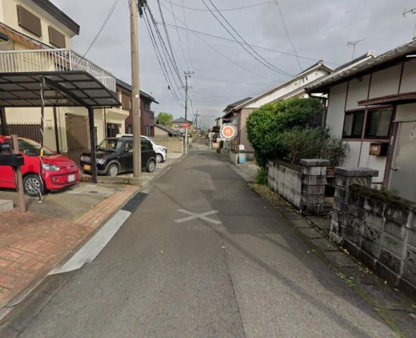 　前面道路含む現地写真　