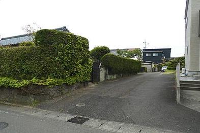 　前面道路含む現地写真　