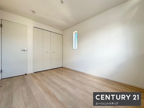 　子供部屋　子供部屋におすすめの明るい空間です