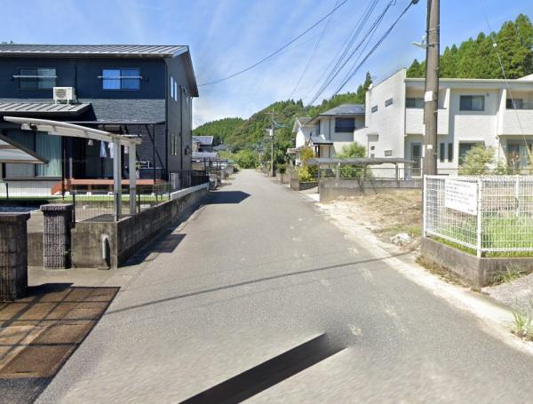 　前面道路含む現地写真　