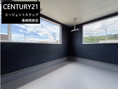 　バルコニー　明るさが魅力のバルコニーです