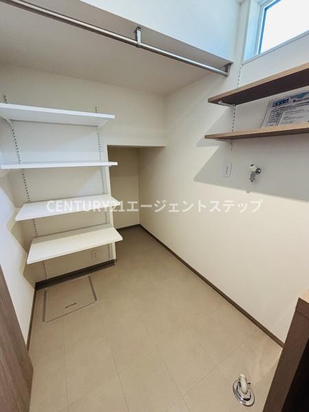 　収納　収納スペースが充実しています