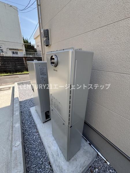 　その他　給湯器が設置された外観です