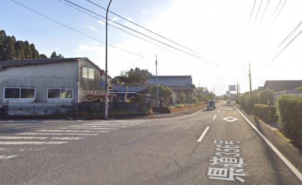 　前面道路含む現地写真　