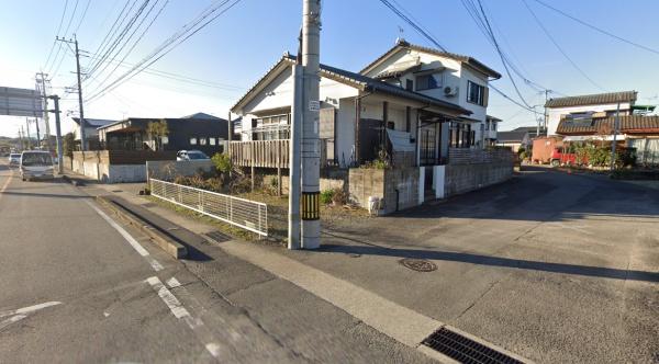 　前面道路含む現地写真　