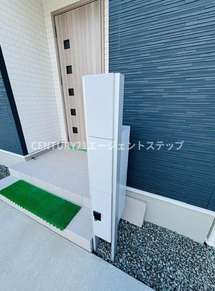 　その他現地　玄関の外観が魅力的です