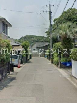 　前面道路含む現地写真　