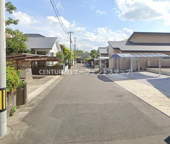 　前面道路含む現地写真　