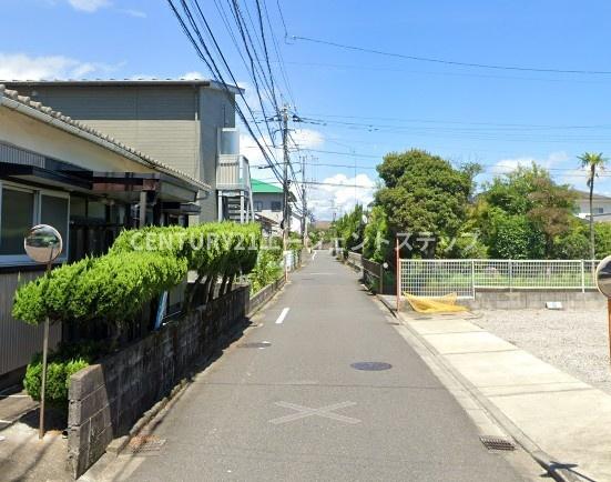 　前面道路含む現地写真　