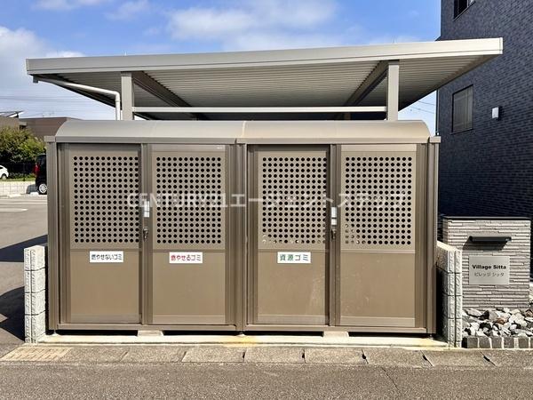 　その他共用部分　ゴミ置き場