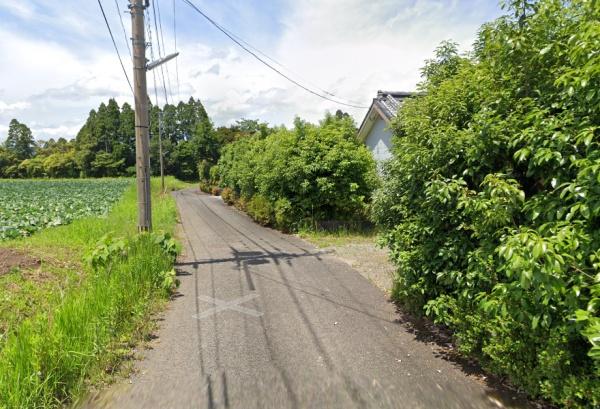 　前面道路含む現地写真　